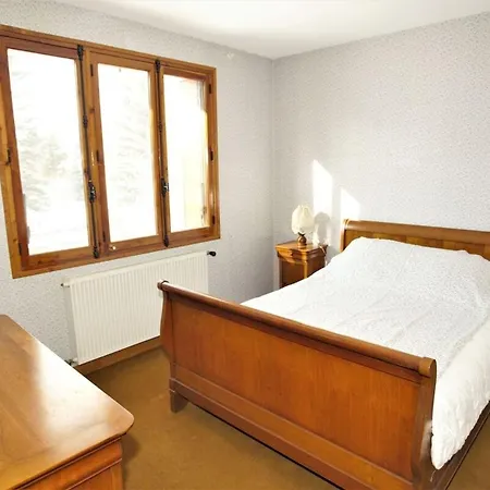 La Font-Sancte - Parking & Vue Montagnes * Barcelonnette